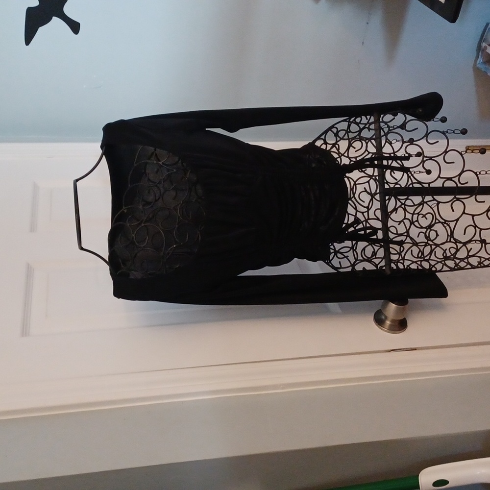 Black sheer bustled short cut top
